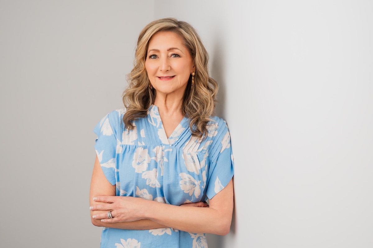 Dennis, Carolyn-111-03014