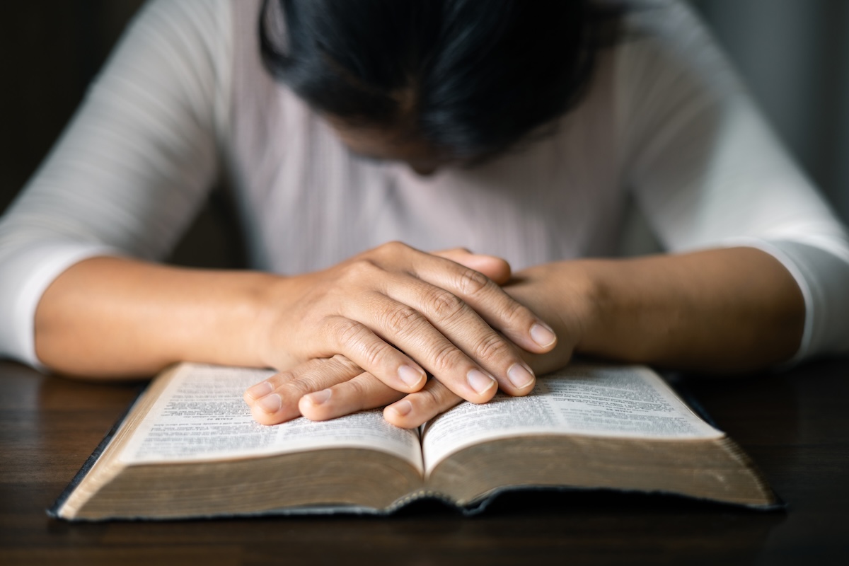 Female hands worship to god. Woman hands praying to god. Christian life crisis prayer to god. Woman pray for god blessing to wishing have better life. begging for forgiveness and believe in goodness.